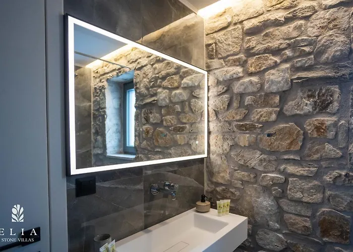 Elia Stone * Όρμος Πρίνου