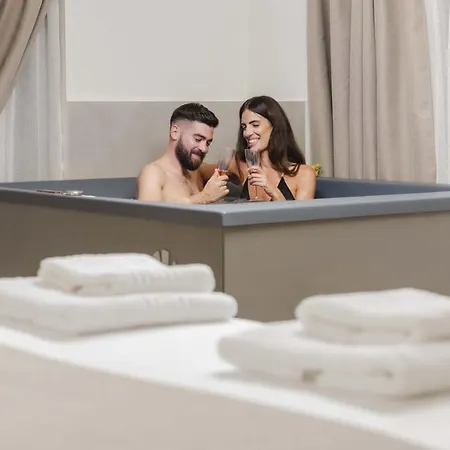 فيلة Elia Stone Órmos Prínou